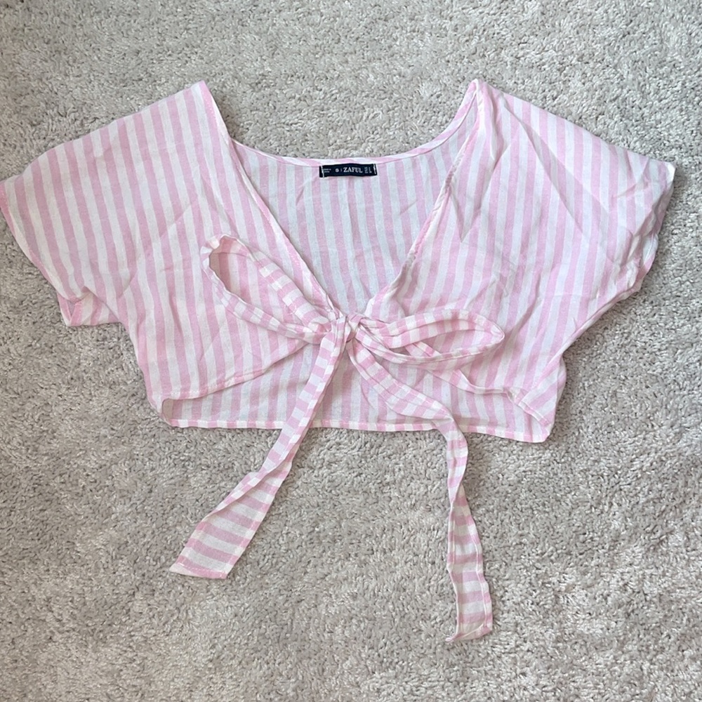 Baby Pink Tie Crop Top